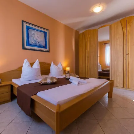 Apartment Mara 1