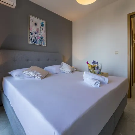 Apartment Apartment Mara 1 Crikvenica