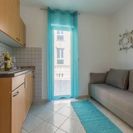 Apartment Mara 1 * Crikvenica